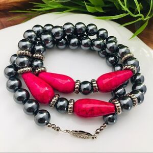 Vintage Faux Hematite Pink Beafs Necklace Bead Fish Hook 4427